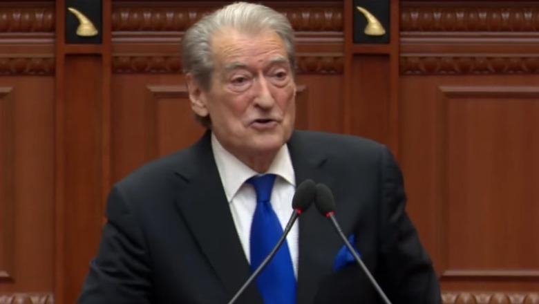 ‘Akuzuan Belind Ballukun për protestën....’, Berisha ngatërron Këlliçin me Belinda Ballukun (VIDEO)