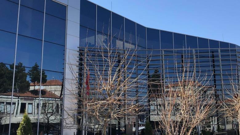 12-vjeçarja në Pogradec mbeti shtatzënë nga përdhunimi, ADN-ja konfirmon lidhjen gjenetike të fetusit me 67-vjeçarin