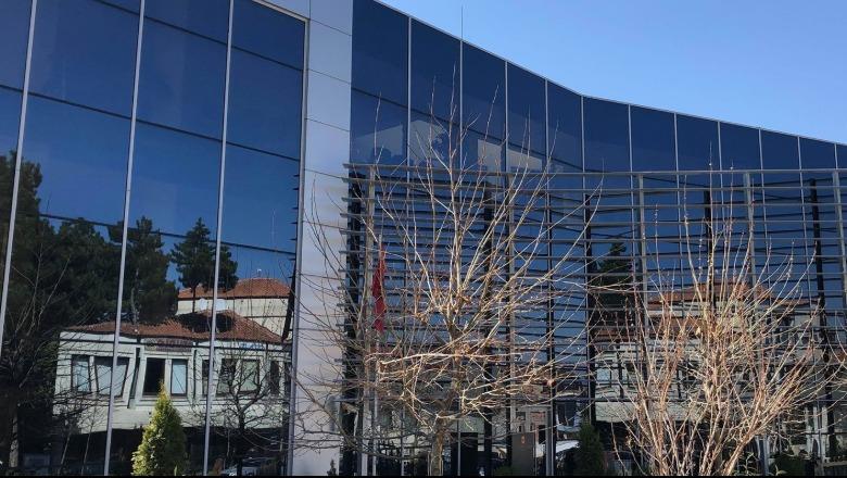 12-vjeçarja në Pogradec mbeti shtatzënë nga përdhunimi, ADN-ja konfirmon lidhjen gjenetike të fetusit me 67-vjeçarin