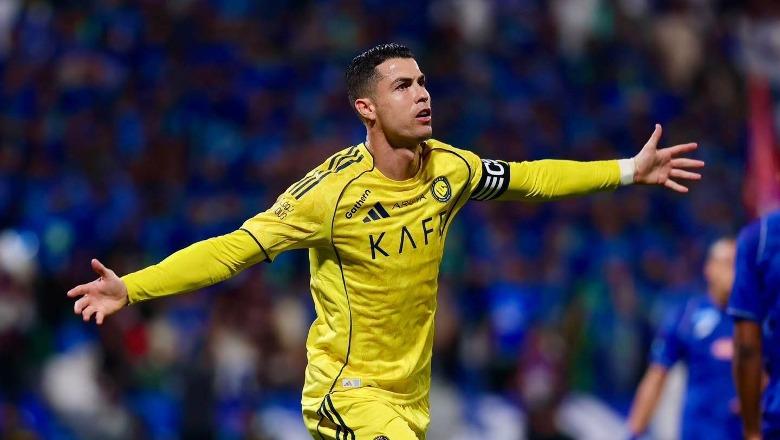 VIDEO/ Nga protesta në fushë, Cristiano Ronaldo shënon golin e 962-të në karrierë