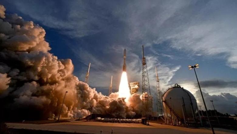 Garë e re, rivalë të vjetër: Elon Musk sfidon Jeff Bezos për koloninë e parë në Hënë