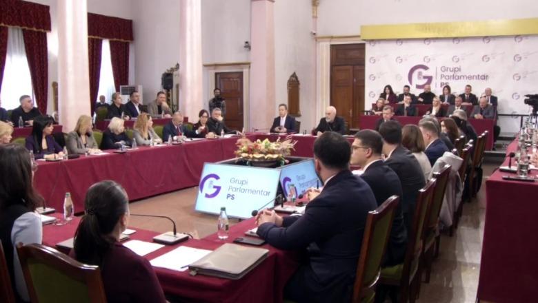 Rama mbledh të shtunën Grupin e PS në pallatin e Kongreseve, në fokus axhenda parlamentare dhe strategjia e komunikimit! Raporton edhe drejtoresha e Kadastrës