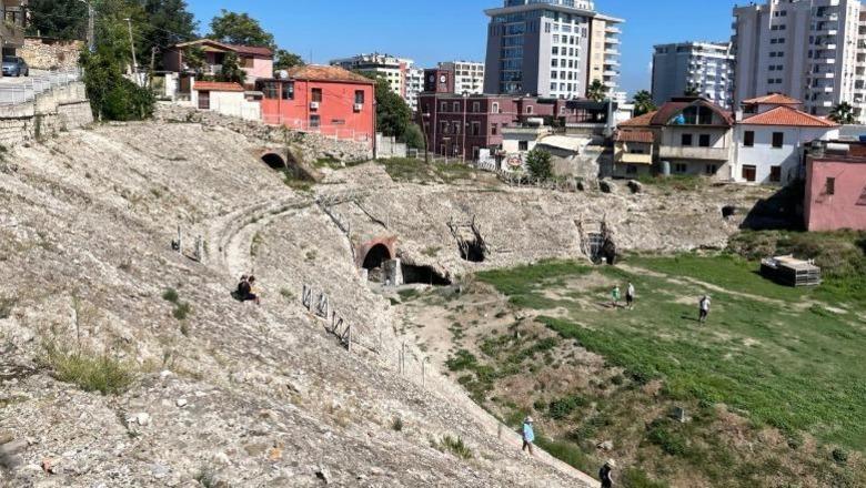 Durrës/ Sot afati i fundit për të liruar banesat, banorët që preken nga projekti TID: Çmimi referencial i propozuar shumë i ulët, të pezullohet shembja