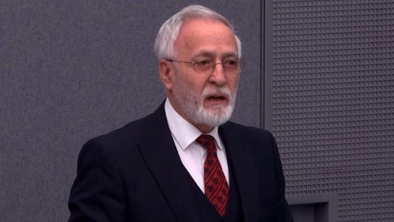 Gjyqi në Hagë/ Seanca e gjashtë e deklaratave përmbyllëse, përfundon mbrojtja e Jakup Krasniqit: Të shpallet i pafajshëm! Nisin pyetjet e trupit gjykues