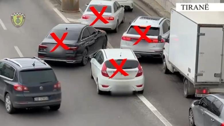 4 makina në ‘garë’ për të kaluar, gotat e tepërta të alkoolit pasohen me gjoba...policia ndëshkon 325 drejtues mjetesh