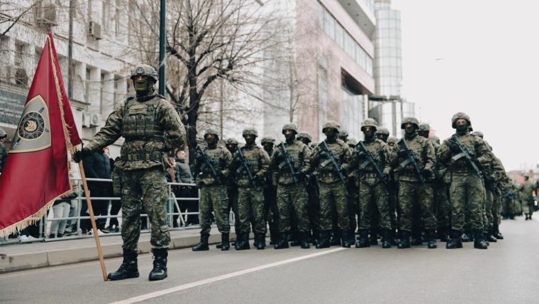 18 vjet pavarësi! Parada e Forcave të Sigurisë së Kosovës (FOTO+VIDEO)