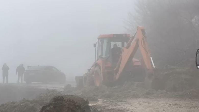 Moti i keq/ Situatë emergjente në rezervuarin “Aksi 2-2” në Funar, rrezik për daljen e ujit mbi digë! Problematika edhe në rrugë