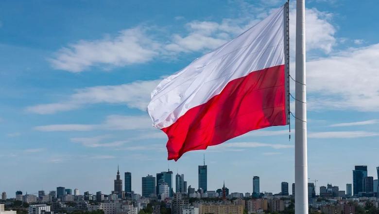 Enver Robelli: Polonia dhe mrekullia e anëtarësimit në Bashkimin Evropian