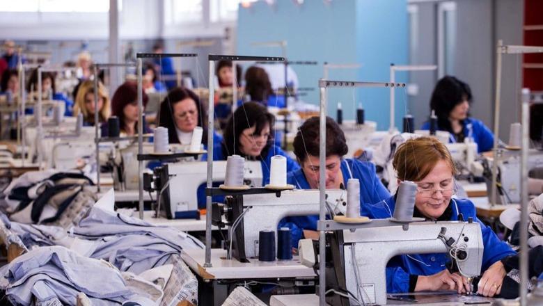 Rritja e pagës minimale mbylli fabrikat e fasonit në janar