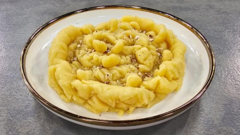 Hallvë me qumësht nga zonja Albana