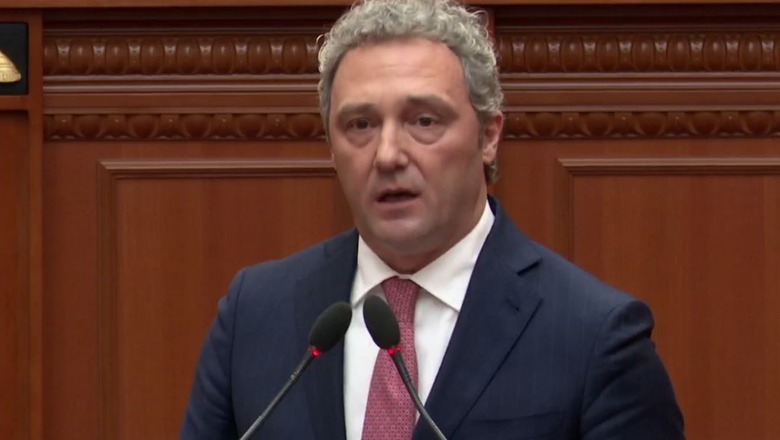 Nuk zbatoi vendimin e Gjykatës për rikthimin në detyrë të drejtorit të Ujësjellësit Shkodër, GJKKO dënon me 100 mijë lekë gjobë Bardh Spahinë