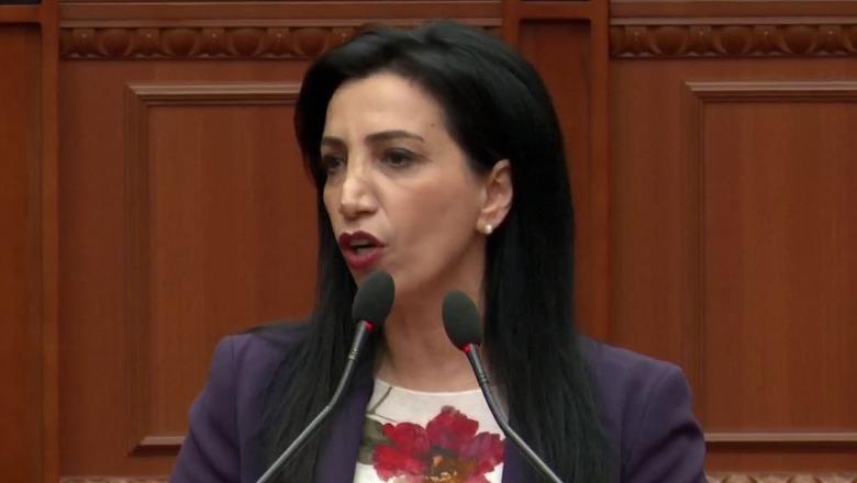 11 mijë mësues pagë më të ulët prej diplomës, 2 propozime ligjore në Kuvend! Kushi-Zhupës: Ju paraqesni populizma, u premtoni qytetarëve ‘diellin dhe hënën’, sepse e dini që s’vini kurrë në pushtet