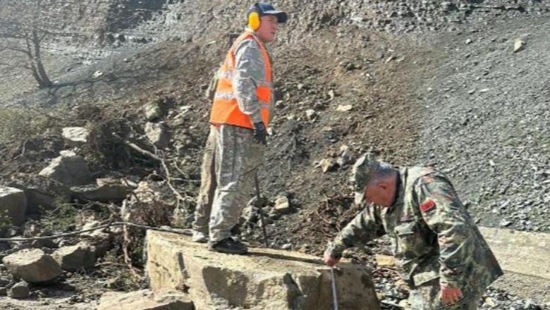 Rënia e gurëve, nis aksioni për zhbllokimin e aksit rrugor Uji i Zi-Tozhar në Poliçan