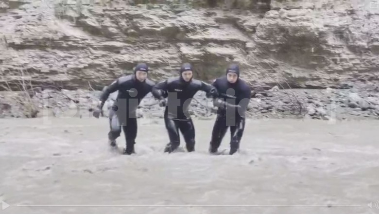 Bllokohet në Kanionet e Osumit 22-vjeçari, u fut vullnetar për gjetjen e Ilir Kurtit! Vijon operacioni për shpëtimin e të riut