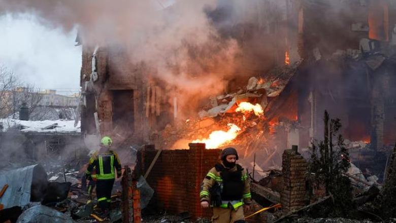 Rusia godet infrastrukturën energjetike të Ukrainës me raketa dhe dronë