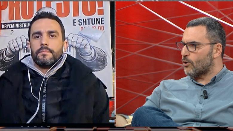 ‘Mos u fshi pas gishtit, po bashkëpunon me Saliun’- Qori ‘përplaset’ me Lapajn: Ç’thua? Unë iki nga sheshi sa herë proteston Berisha