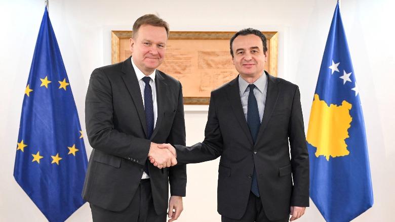 Kurti takohet me të dërguarin e BE për dialogun Kosovë-Serbi: Normalizimi i raporteve, vetëm përmes njohjes reciproke!