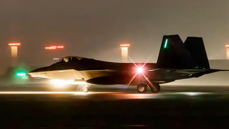Washington Post: SHBA rrit praninë ushtarake, mbi 150 avionë luftarakë të zhvendosur pranë Iranit