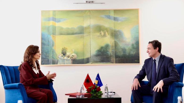 Takimi me Spiropalin në Prishtinë, Albin Kurti zbulon detaje: Hekurudha Gjakovë–Shkodër do të jetë prioritet i këtij mandati