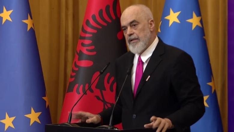 'Hedhin bomba artizanale te xhamia për të rrëzuar narkoshtetin', Rama: Rëshqitja në Librazhd-Prrenjas për shkaqe gjeologjike, e njëjta gjë në Greqi