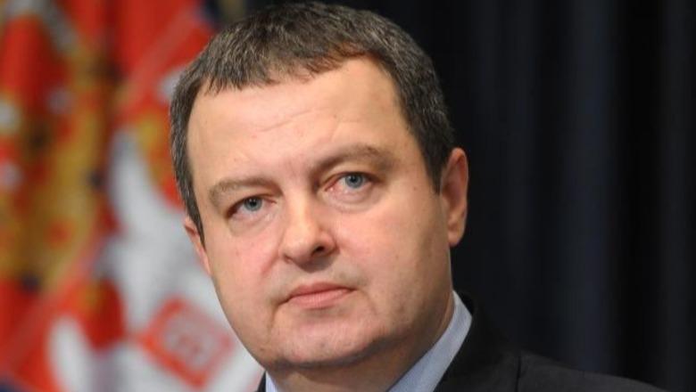 Ministri i Brendshëm serb Ivica Daçiç në gjendje kritike, mjekët: Po luftojmë për jetën e tij!