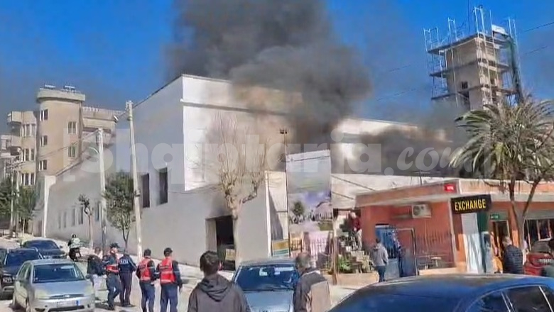 Zjarr në ish-maternitetin e Sarandës, nuk raportohen të lënduar