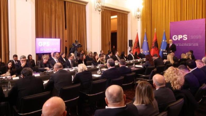 Fjalëkryqi i Edi Ramës me 7 lëvizjet e qeverisë