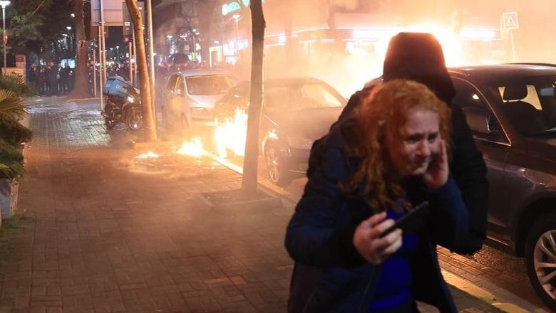 Protesta e dhunshme e PD, reagon sërish Koçiu: Sulm ndaj stabilitetit të vendit! Sali Berisha po merr peng Shqipërinë