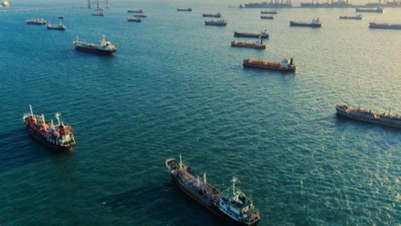 Kriza në Lindjen e Mesme/ 150 anije me naftë e gaz bllokohen pranë Ngushticës së Hormuzit