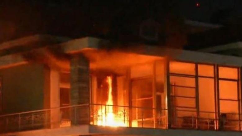 Sulmet me molotovë në vilën e Enver Hoxhës, Delegacioni i BE dënon protestën e dhunshme të PD: U rrezikuan jetë njerëzish!