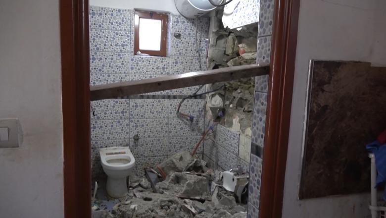 Dëmet nga shirat, 2 banesa rrezikojnë shembjen në Memaliaj! Dëmtohen rrugët dhe linjat e ujërave të zeza