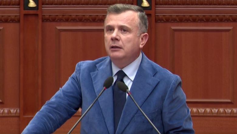 Balla: Berisha Ajatollahu i fundit në Evropë, sulmoi vilën e Enver Hoxhës! Vetëm ai ka mundur të futet brenda dhe të ngrohet te oxhaku i diktatorit