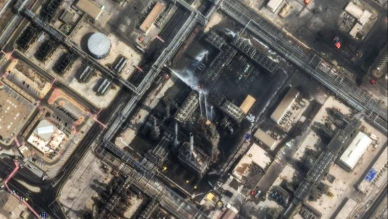 Imazhet satelitore/ Prodhon rreth 550,000 fuçi nafte në ditë, dëmtohet rafineria në Arabinë Saudite