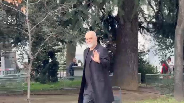 Mbledhja e Kryesisë së PS, mori pjesë edhe Belinda Balluku! Takimi zgjat vetëm 30 minuta