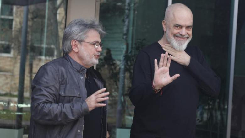 Mbledhja e Kryesisë së PS, mori pjesë edhe Belinda Balluku! Takimi zgjat vetëm 30 minuta