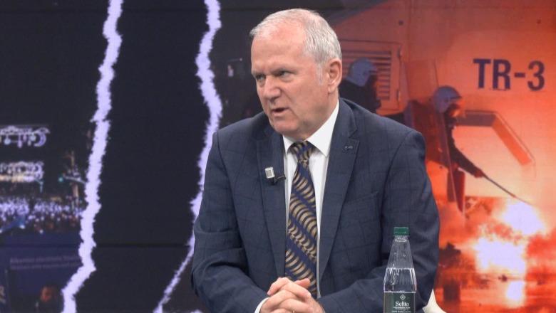 Dhuna në protestat e PD/ Rexhepi: Policët janë njerëz, nuk duhen sulmuar barbarisht! Të shmangen dëmet njerëzore