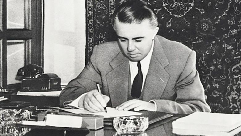 ‘Amerikanët po dërgojnë armatime për Izraelin, armë po çojnë edhe sovjetikët për arabët’, ditari politik i Enver Hoxhës, për konfliktin në Lindjen e Mesme në ‘73