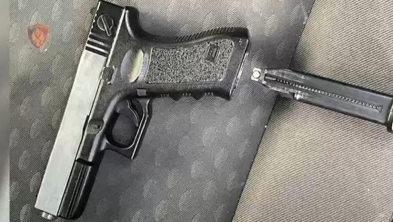 Shiste kokainë në Dhërmi, arrestohet 22-vjeçari me doza droge dhe pistoletë në makinë