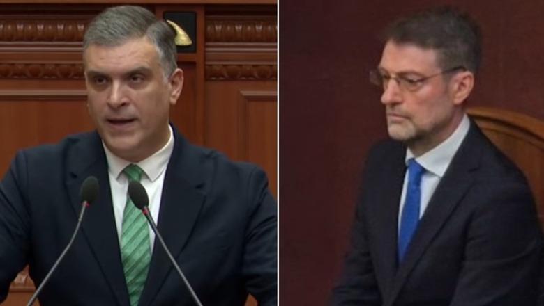 Rama e emëroi ministër të Jashtëm, Blushi akuza Ferit Hoxhës: I shite detin Greqisë, ti e ke firmosur marrëveshjen