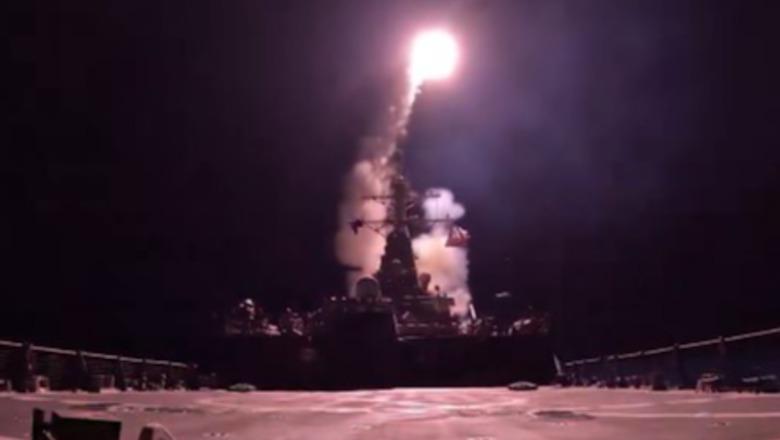 Shtëpia e Bardhë ndan videon: Sulmet amerikane me raketa ndaj Iranit ndërthuren me klipin e lojës 'Call of Duty'