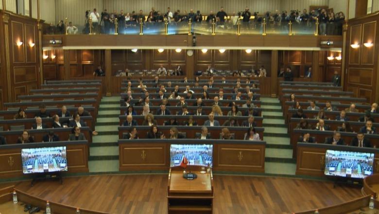 Parlamenti i Kosovës dështoi të zgjedhë presidenten/in
