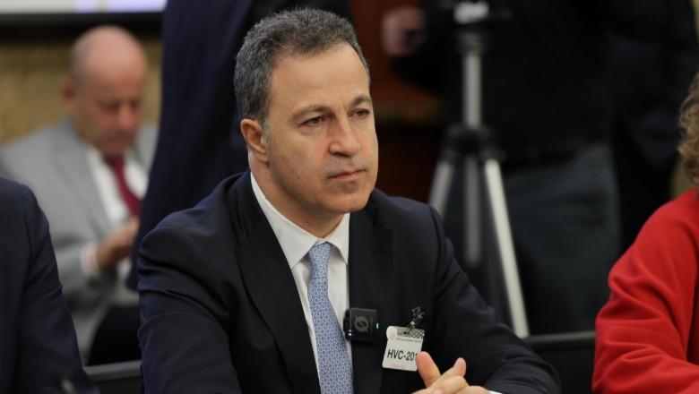 Niko Peleshi urun 8 Marsin: Gratë shqiptare, frymëzim dhe shtyllë e shoqërisë