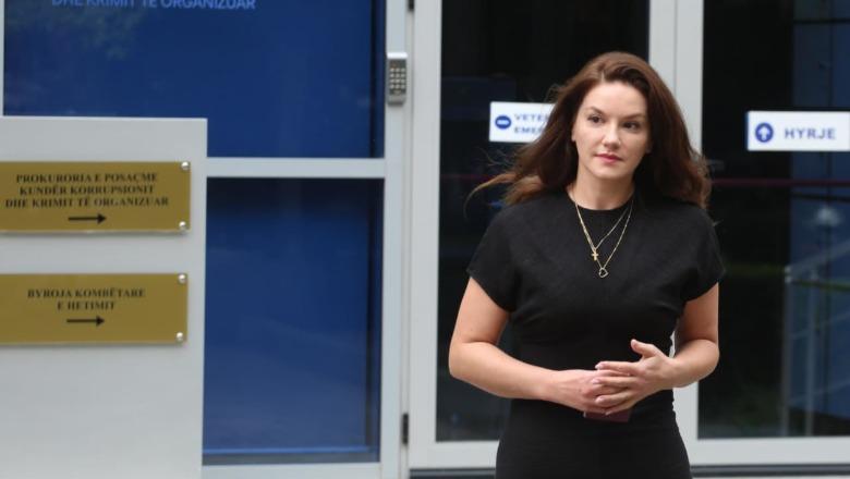 Nis gjyqi për dosjen Veliaj/ Ajola Xoxa dërgon avokatin! Mbrojtja: Është shtatzënë, ia ka ndaluar mjeku që të vijë