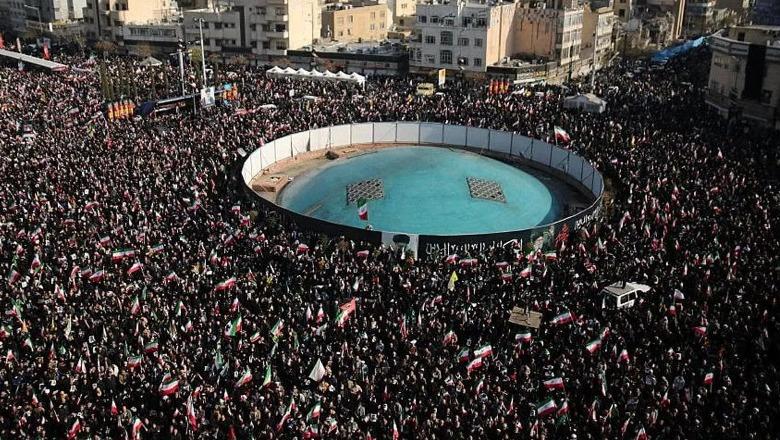 Lufta/ NATO rrëzon raketën balistike iraniane mbi Turqi, Macron: Sulmi ndaj Qipros është sulm ndaj Europës! Bejruti: Gati për negociata me Tel Avivin