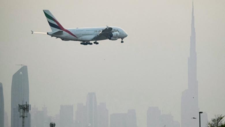 Mbi 43 mijë fluturime të anuluara dhe 7,5 milionë pasagjerë të prekur, lufta bllokon qendrat ajrore të Gjirit Persik