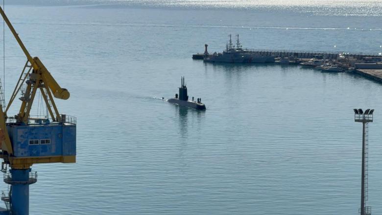 Nëndetësja turke TCG İNÖNÜ mbërrin në Durrës, vizitë në kuadër të bashkëpunimit me Shqipërinë