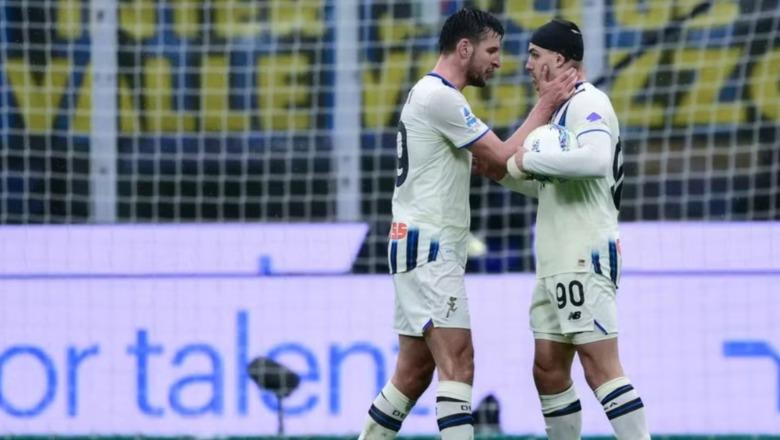 GOLAT/ Berat Gjimshiti 90 minuta në fushë, Atalanta ndal 1-1 Interin në ‘San Siro’! Chivu ndëshkohet me karton të kuq