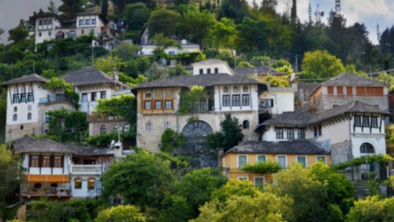 Gjirokastra në pranverë, çfarë mund të vizitoni në qytetin e gurit