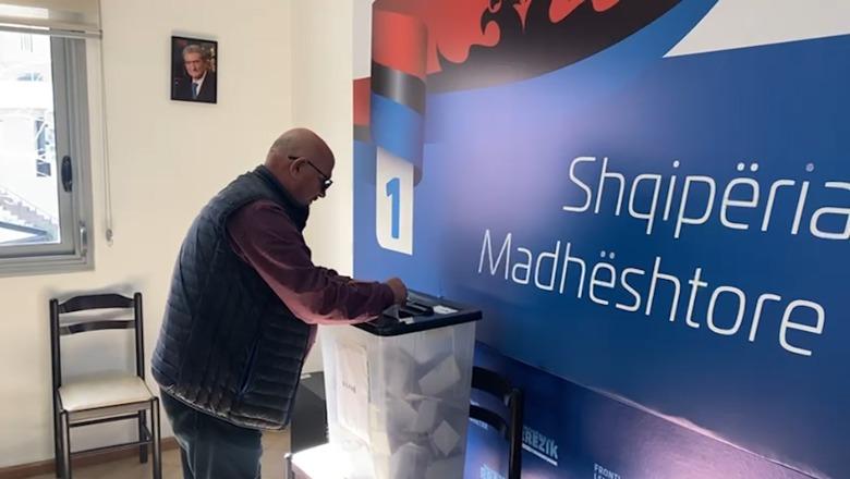 Bashkitë e ministritë 5.8 mld lekë detyrime në total! Institucionet s’paguajnë për investimet e bëra nga privati! Problem edhe largimet e padrejta nga puna