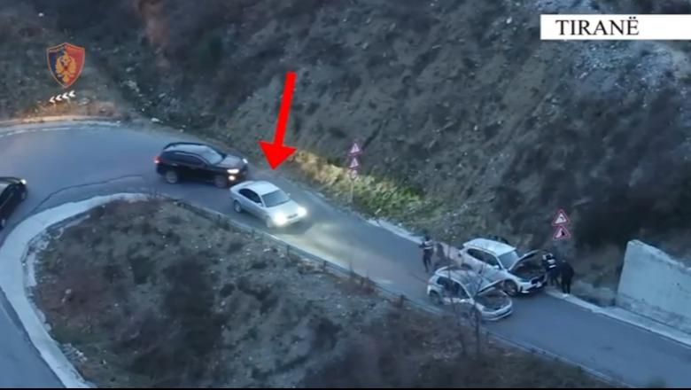 Po lëvizte me 4 kallëpe tritoli, armë e fishekë në automjet, në pranga 46-vjeçari! I kishte marrë në Shëngjergj e do i shiste në Tiranë (EMRI)